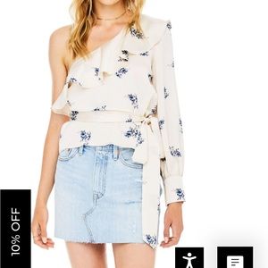 ASTR Floral Top